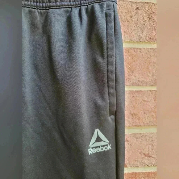 Reebok Mens Active Interlock Jogger Pants Size S Gray Reflective Slim Fit - Picture 3 of 9